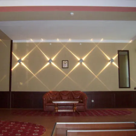 Casa Pelerinul 3* 두라우